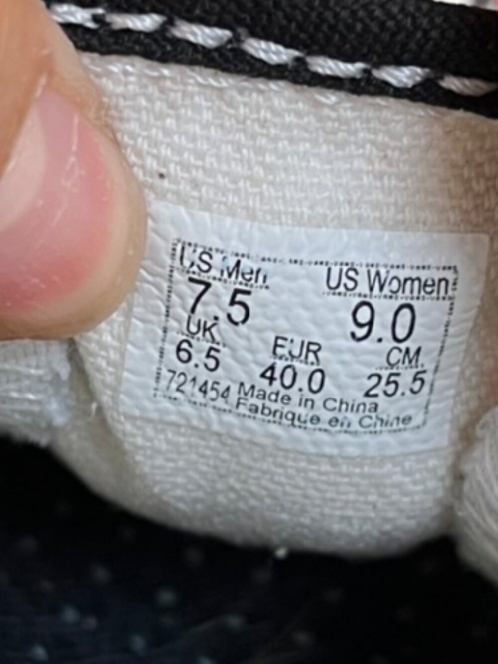 Vans Slip On x Stranger Things Hellfire Club Womens Size 9 Skate Shoes Sneakers - Picture 9 of 10